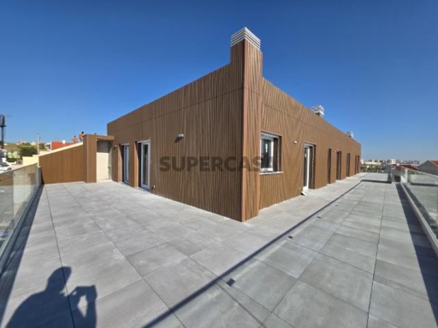 Penthouse T2 Via Rara, Santa Iria de Azóia 525.000€
