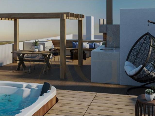 Penthouse T3 com rooftop, garagem e piscina perto de Cabanas. 120m² Conceição