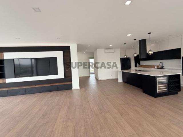#Penthouse #T3 com Suite, #Terraço #Acabamentos Premium