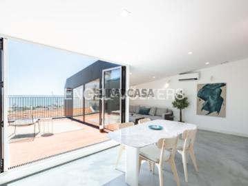 Penthouse T3 Duplex com Vista Tejo em Condomínio Exclusivo