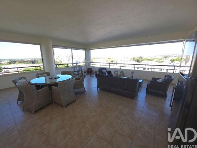 PentHouse T3 em Quarteira de 113 m²