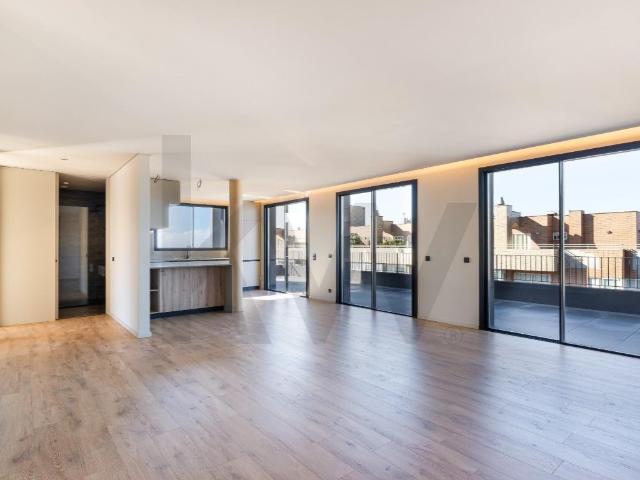 Penthouse T3 inserido no empreendimento em Vila Nova de Gaia 125m² Vilar De Andorinho