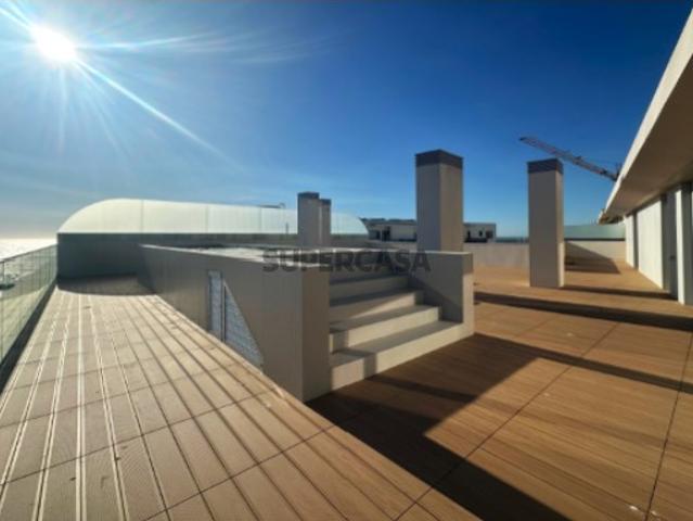 Penthouse T3 Nova em 1ª Linha de Mar em Vila do Conde