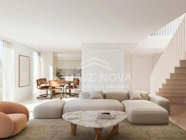 Penthouse T4 218m² Lisboa