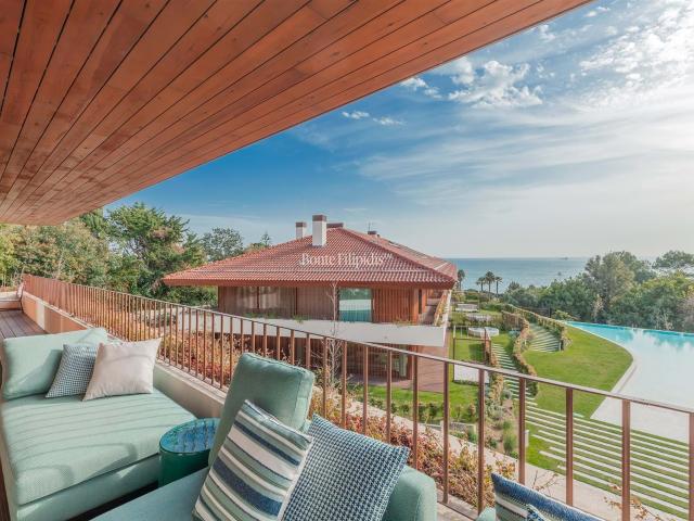 Penthouse T4 com Vista Mar, no Monte Estoril 475m² Cascais e Estoril