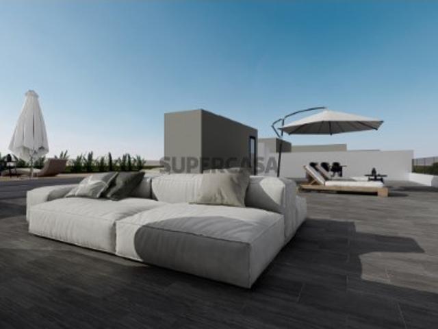 Penthouse T4 de Luxo com Piscina Privativa e Vista Panorâmica sobre a Ria Formosa em Olhão