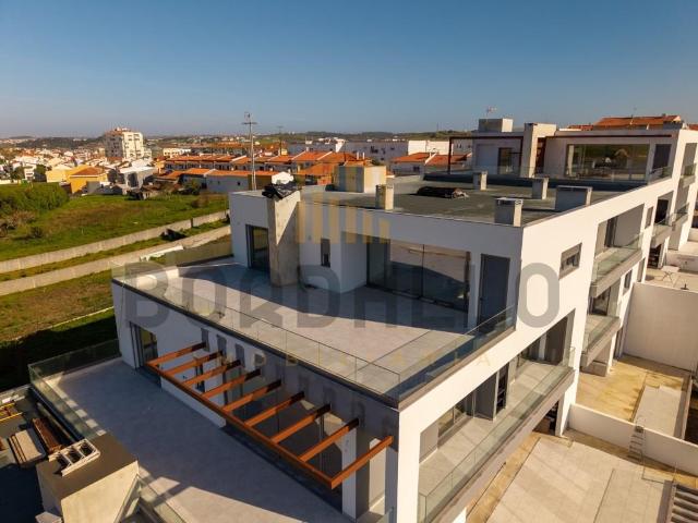 Penthouse T4 Lourinhã Nova C/elevador Privado 253m² da Lourinhã e Atalaia
