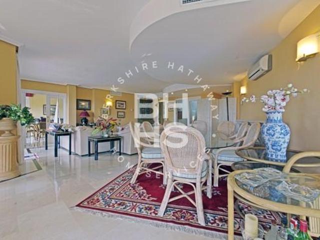 Penthouse to rent in Son Verí Nou