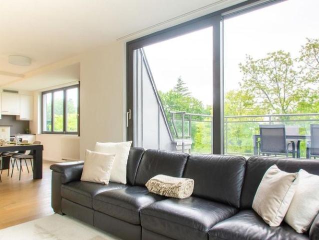 Penthouse te huur in Brussel voor € 2.000 met 2 slaapkamers