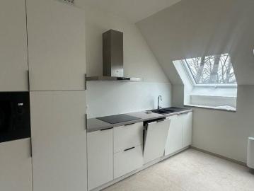 Penthouse te huur in Evergem voor € 875 met 1 slaapkamer