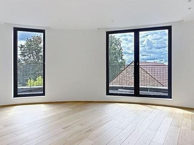 Penthouse te huur in Evere voor € 2.950 met 3 slaapkamers