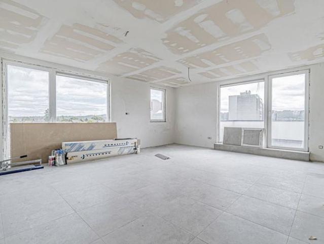 Penthouse te huur in Herstal voor € 1.200 met 2 slaapkamers