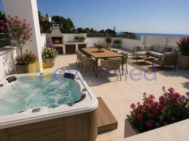 Penthouse tipo T3 com vista para o Mar a 300 metros da praia. 155m² Albufeira e Olhos de Água