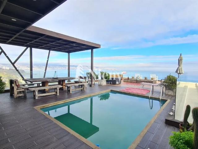 Penthouse triplex. vista al mar y piscina en terraza. reñaca