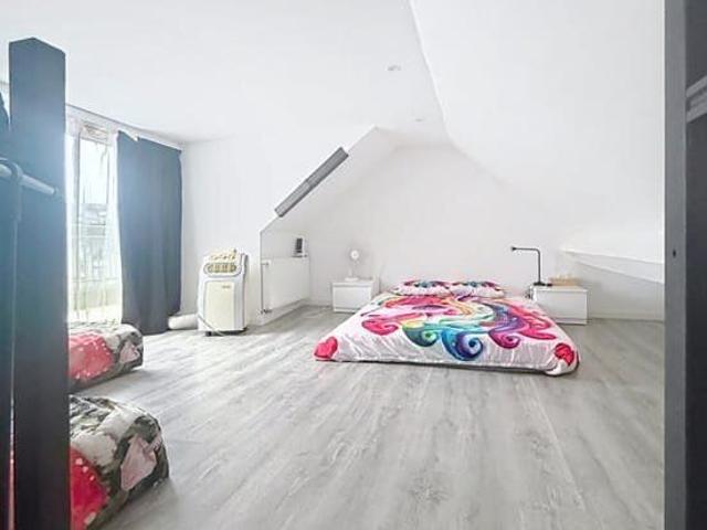 PENTHOUSE/DUPLEX 2 CH SANS CHARGES PEB: C