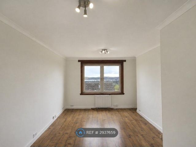Pentland Crescent, Dundee DD2, 3 bed flat to rent, £995 pcm | PrimeLocation