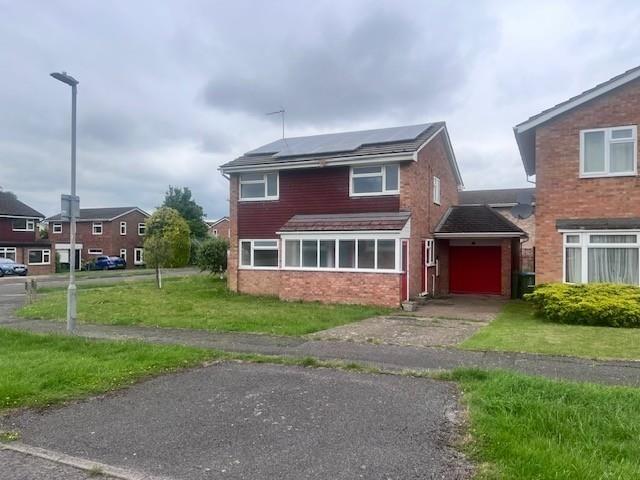 Pentland Road, Aylesbury HP21, 4 bed detached house to rent, £2,250 pcm | PrimeLocation