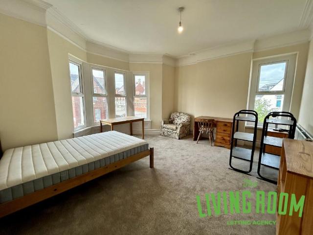 Pentyrch Street, Cathays, Cardiff 6 bed house to rent £3,390 pcm £782 pw