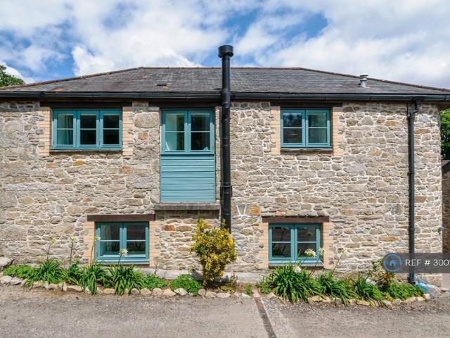 Penwarne Road, Falmouth, TR11 3 bed semi detached house to rent £1,675 pcm £387 pw