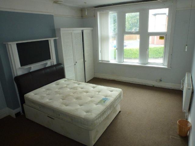 Penylan Road ROOMS, Penylan. 1 bed in a house share to rent £575 pcm £133 pw
