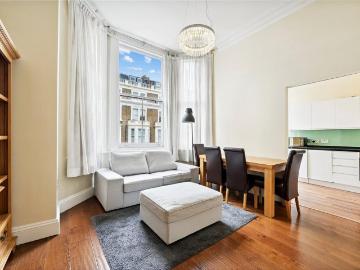 Penywern Road, Earls Court, London 2 bed flat to rent £3,800 pcm £877 pw