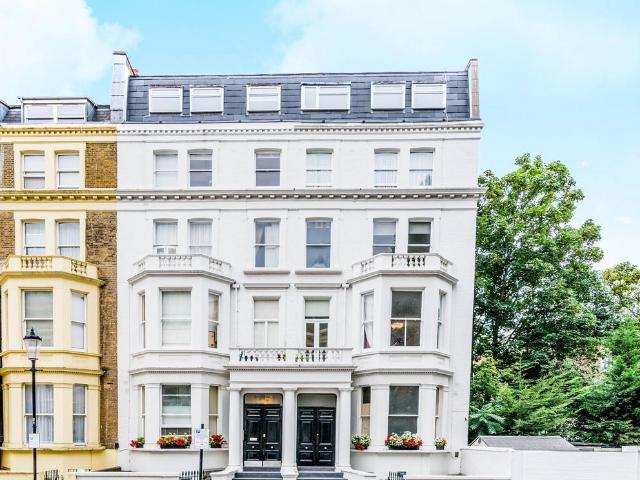 Penywern Road, Earls Court, London, SW5 2 bed flat to rent £3,801 pcm £877 pw