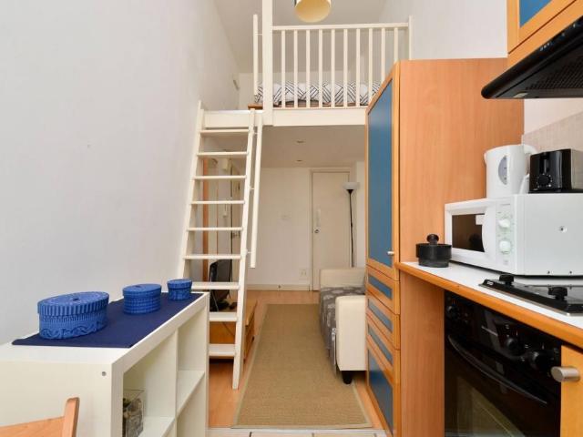 Penywern Road, Earls Court, London SW5, Studio to rent, £1,950 pcm | PrimeLocation