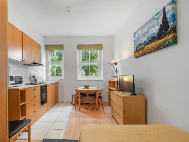 Penywern Road, Earls Court, London SW5, Studio to rent, £2,123 pcm | PrimeLocation