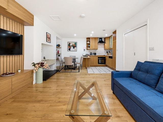 Penywern Road, Earls Court SW5, 1 bed flat to rent, £3,500 pcm | PrimeLocation