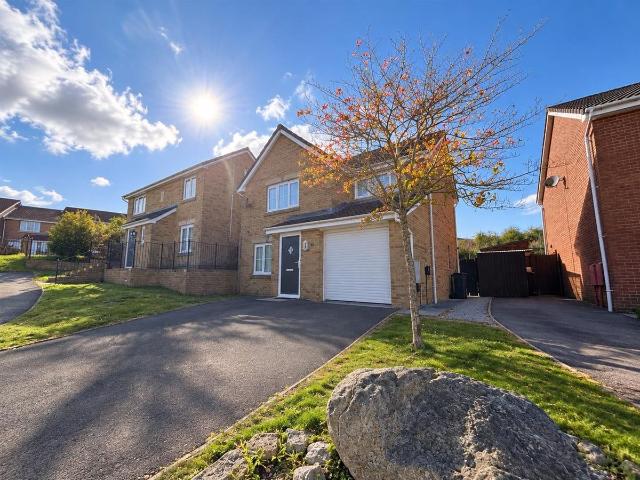 Pen Cerrig Rise, Heolgerrig, Merthyr Tydfil CF48, 3 bed link detached house to rent, £1,175 pcm | PrimeLocation