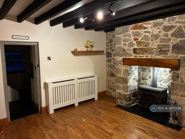 Pen Y Bont, Rhyl, LL18 1 bed terraced house to rent £795 pcm £183 pw