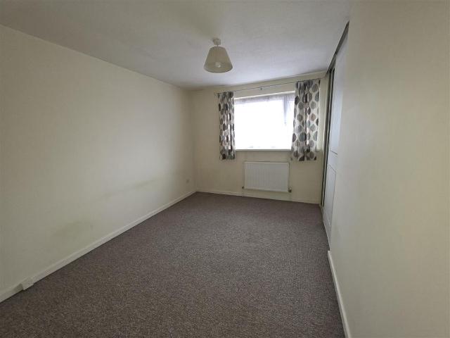 Pen Y Cae, Caerphilly CF83, 2 bed end terrace house to rent, £850 pcm | PrimeLocation