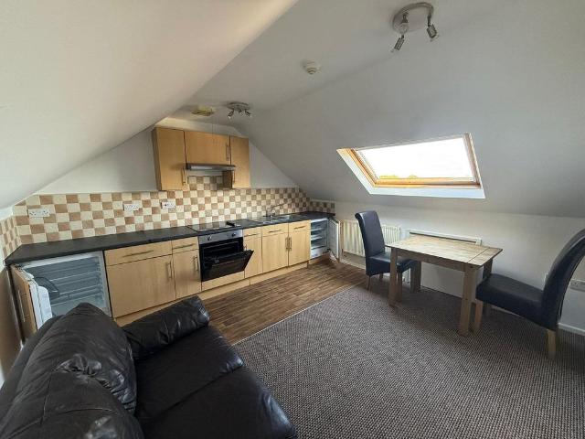 Penarth Road, Cardiff CF11 2 bed house to rent £1,000 pcm £231 pw