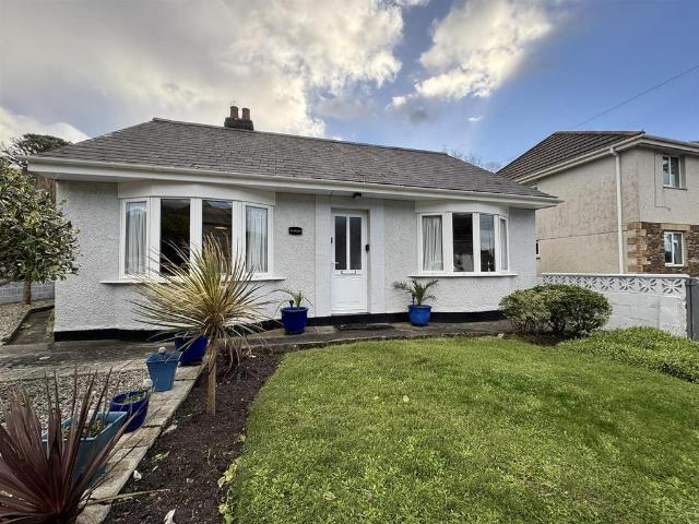 Penberthy Road, Portreath, Redruth 2 bed detached bungalow to rent £1,250 pcm £288 pw