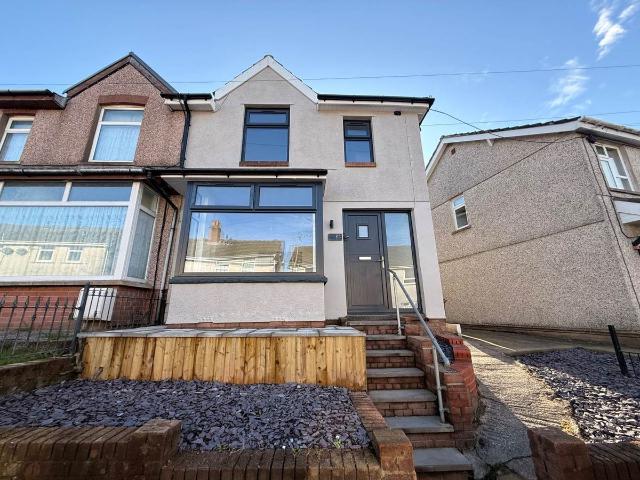 Pencoed Avenue, Cefn Fforest, Blackwood NP12, 3 bed property to rent, £925 pcm | PrimeLocation