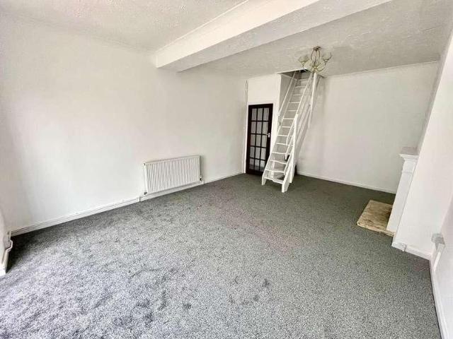 Pencoedtre Road, Barry, CF63