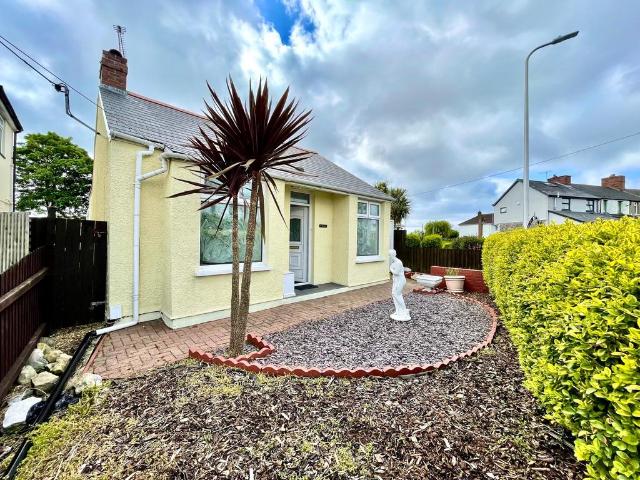 Pencoedtre Road, BARRY, CF63 2 bed bungalow to rent £1,150 pcm £265 pw