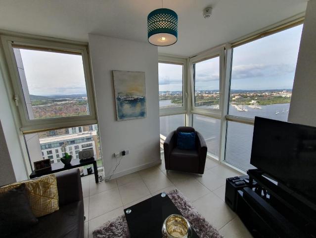 Pendeen House, Ferry Court, Cardiff CF11, 2 bed flat to rent, £1,400 pcm | PrimeLocation