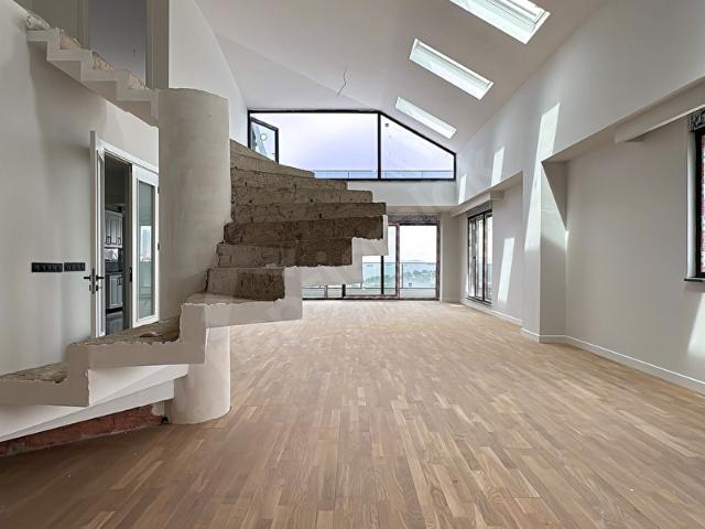 PENDİK BURUNDA ULTRA LÜX LEBİ DERYA DUBLEX LOFT DAİRE