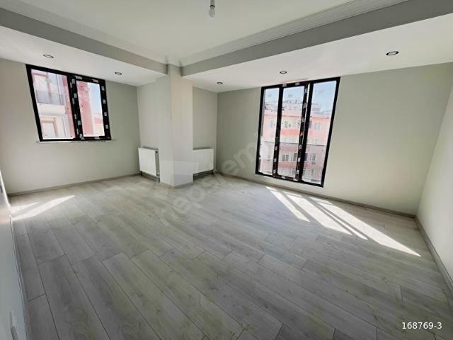 PENDİK F.ÇAKMAK MAH.METROSAWHASTANE LÜKS 2+1 SATILIK DAİRE