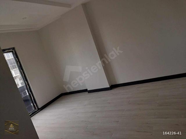 PENDİK ÇINARDERE2'DE SİTE İÇERSİNDE İSKANLI SATILIK 2+1 DAİRE