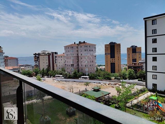 PENDİK'TE DENİZ MANZARALI MİR METRO SİTESİNDE 2+1 SATILIK DAİRE