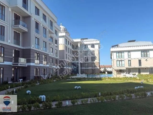 Pendik Captain Hill Residence'ta Kiralık 2+1 Bahçe Katı Daire