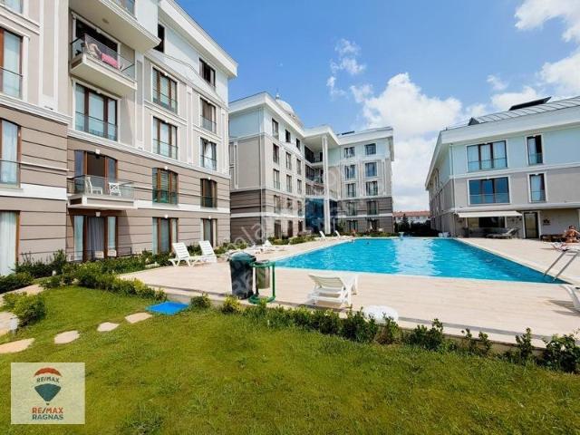 Pendik Captain Hill Sitesi Kiralık Havuz Cephe 2+1 Daire