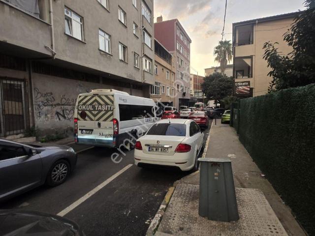 Pendik Çamçeşme Mah. 2+1 Full Eşyalı E 5 Metroya Yakın Daire