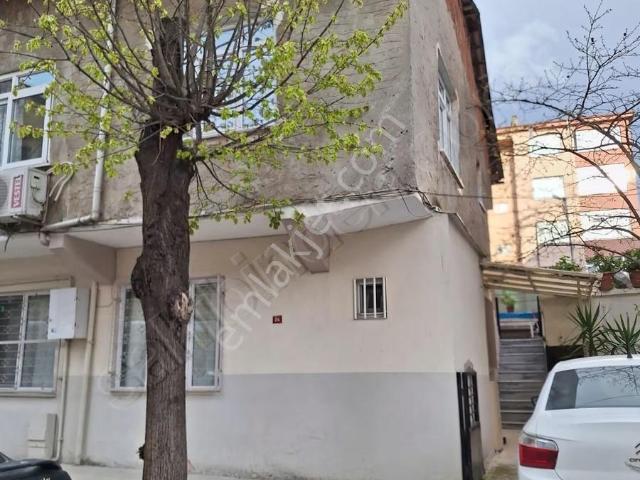 Pendik Çamçeşme Mahallesinde Satılık 272m² Müstakil