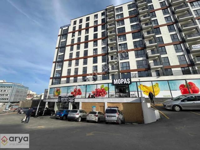 Pendik Ankara Cad. Aras Cadde'de 4+1, 104m² Net, Sıfır Daire
