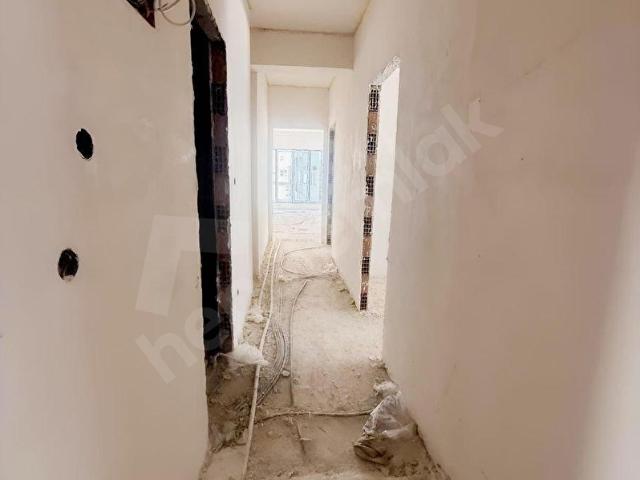 Pendik Altkaynarcada Sıfır Binada 2+1 acil satılık daire