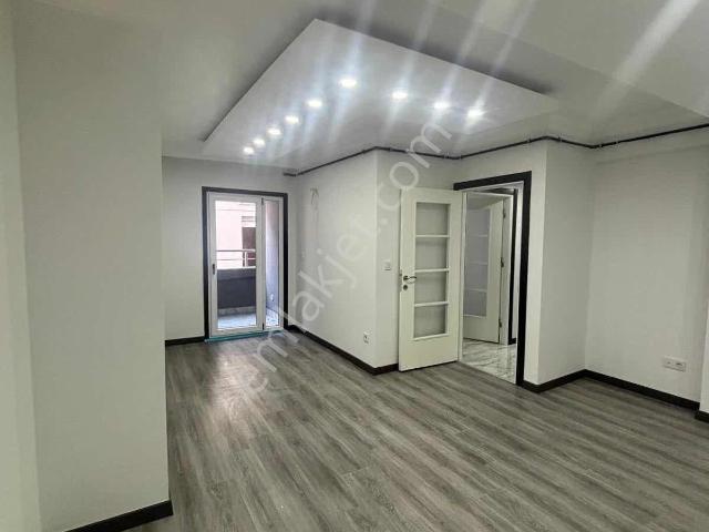 Pendik Batı Mahallesinde Satılık 3+1 Daire