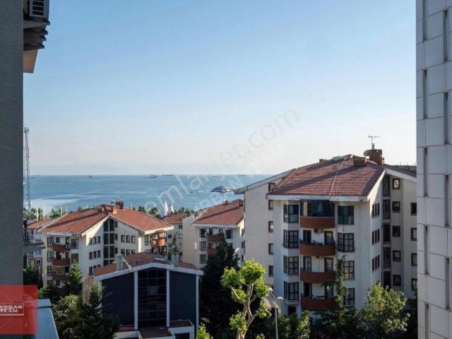 Pendik De Sahile Yakın Deniz Manzaralı Satılık 3+1 Daire